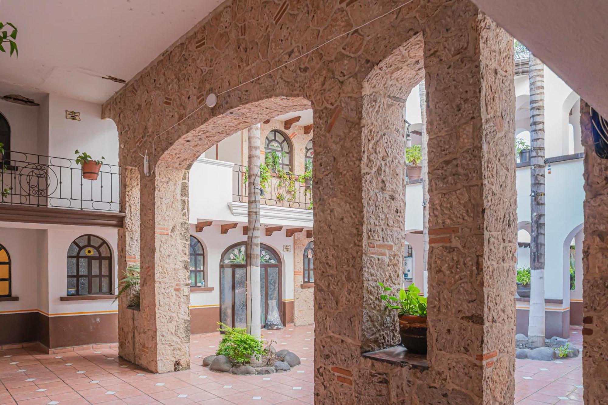 Hotel Zapotlan Ciudad Guzman Esterno foto
