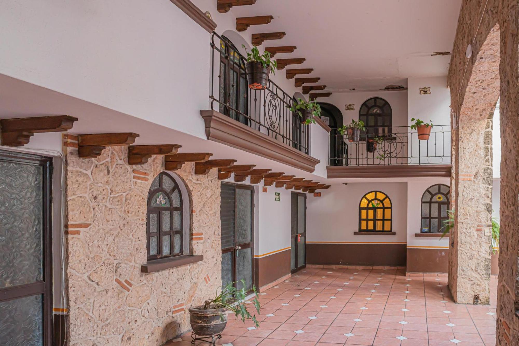 Hotel Zapotlan Ciudad Guzman Esterno foto