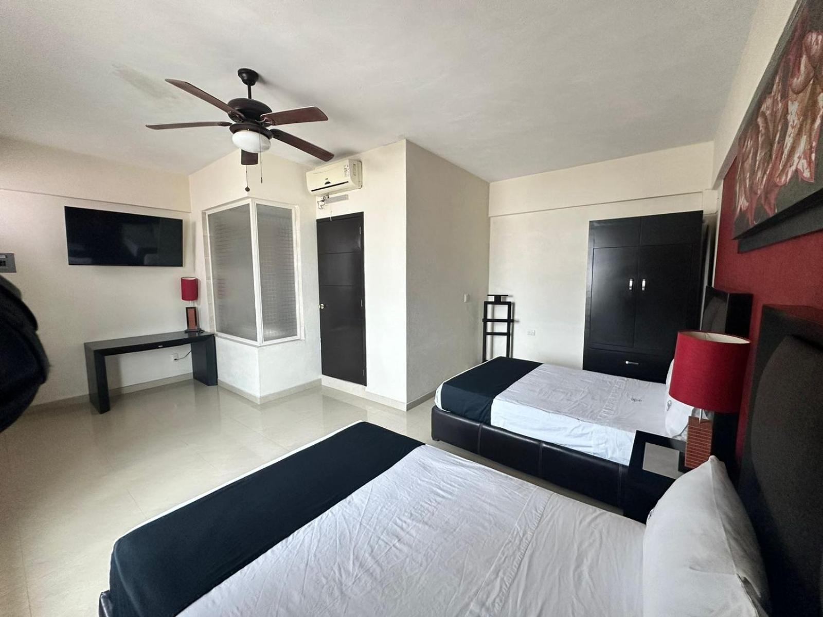 Hotel Zapotlan Ciudad Guzman Esterno foto
